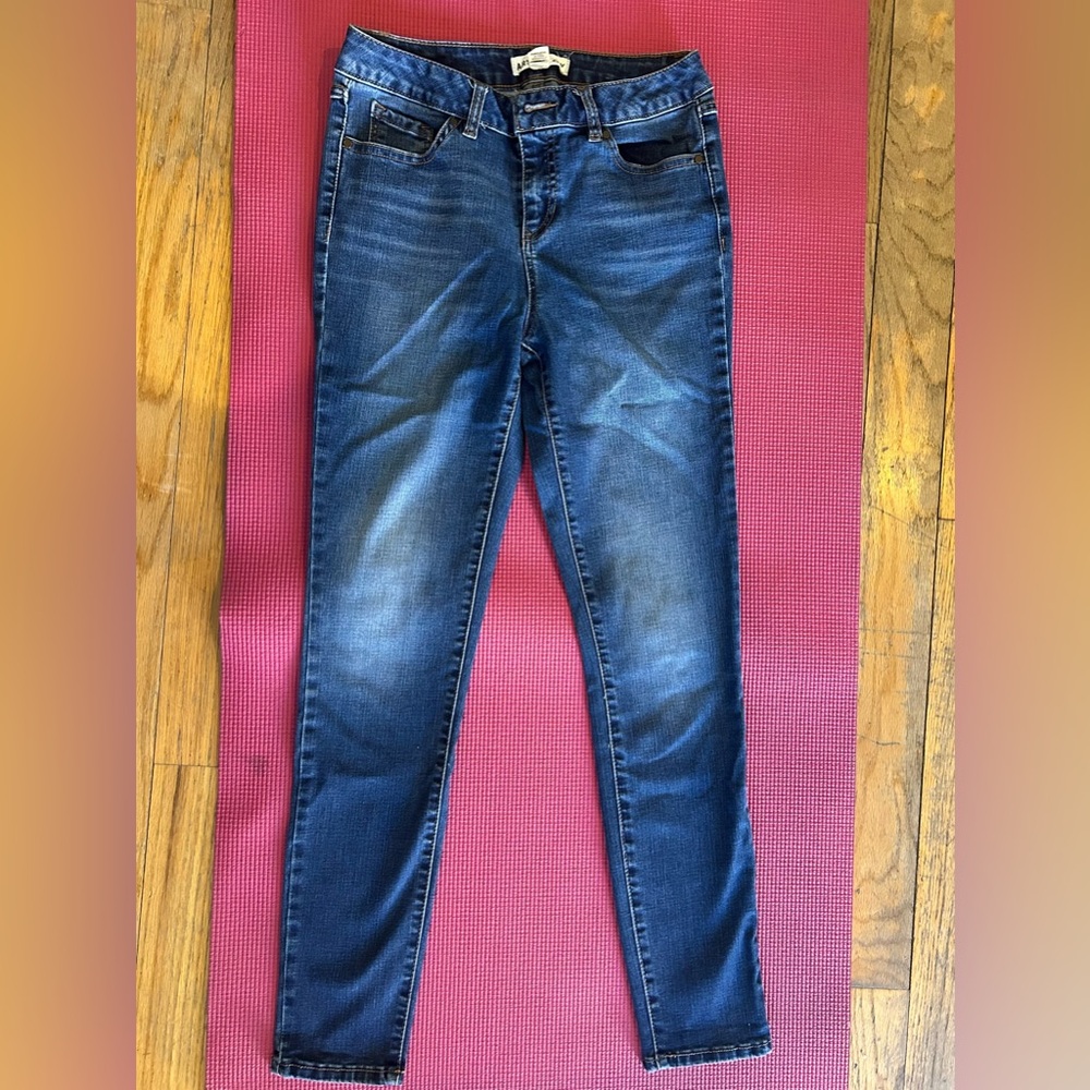 Artisan Women's Medium Blue Skinny Jeans